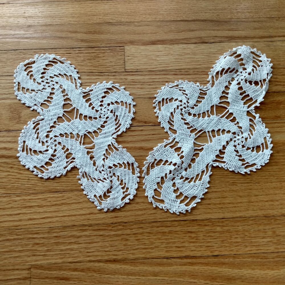 Vintage Doilies Set of 2 Handmade Hand Crocheted Table Decor